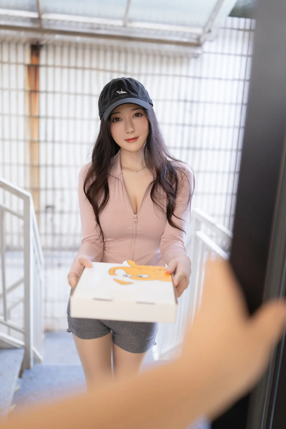 鱼子酱Fish - 披萨 [120P-1.25GB] tg@simisebaisi 【丝足阁】037.webp